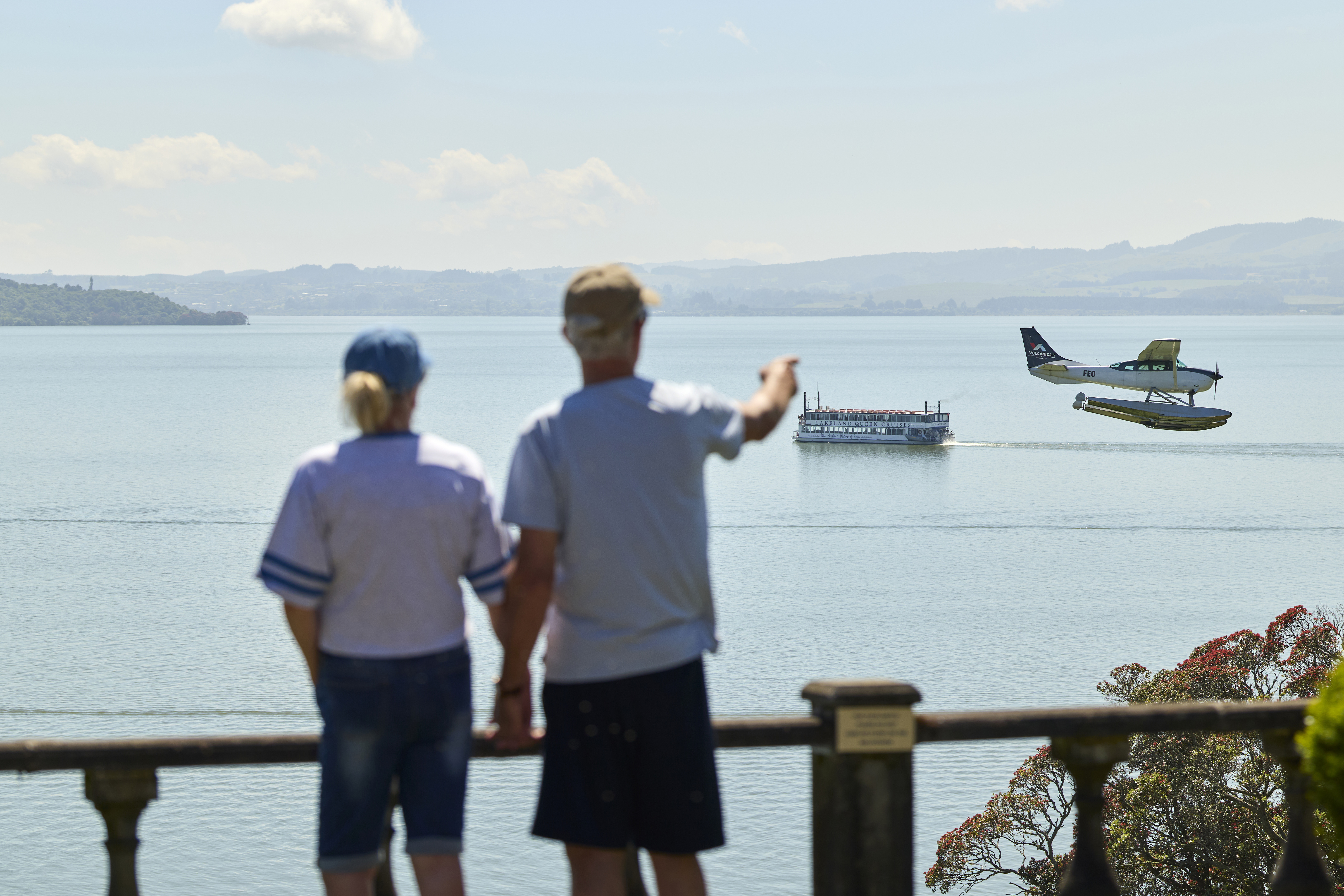 floatplane-lake-rotorua.jpg
