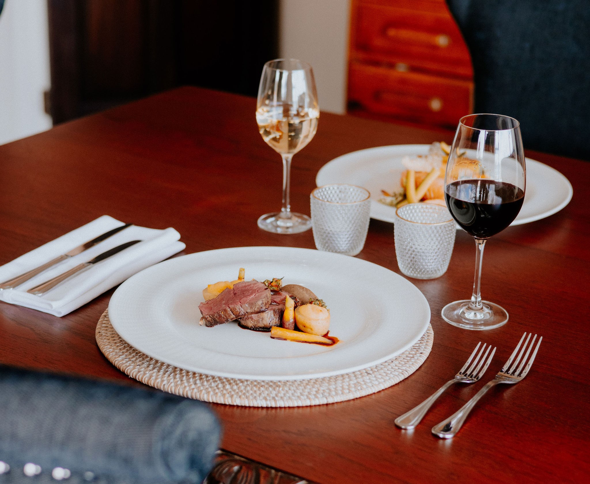 romantic-dinner-the-mains.jpg