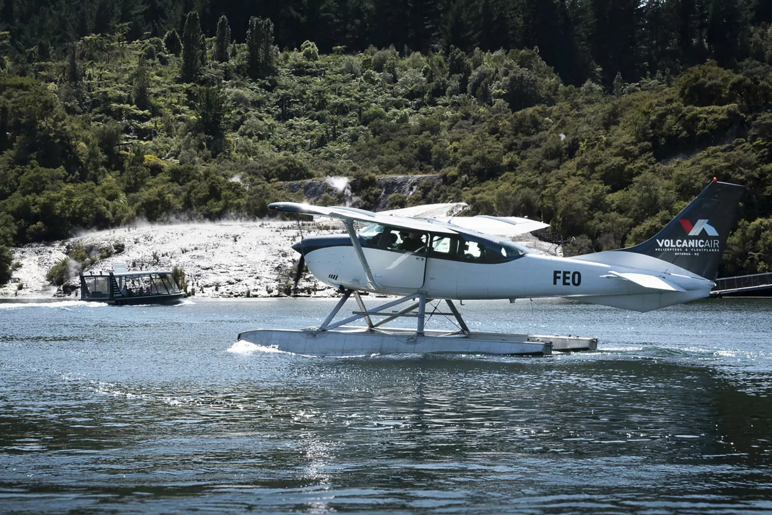 volcanic-air-cessna.jpg
