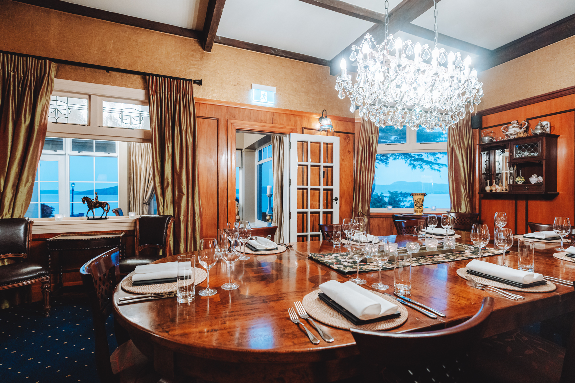 the-mains-fine-dining-rotorua.jpg